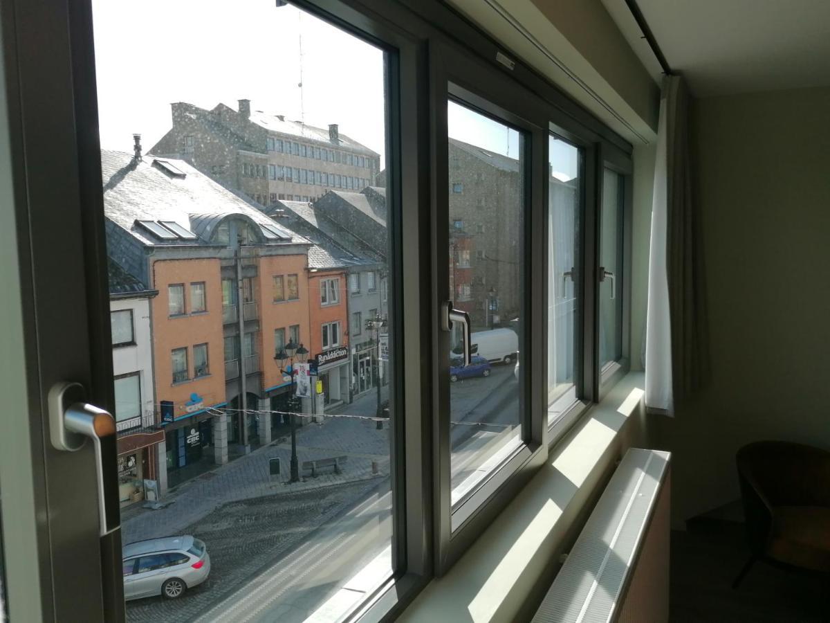 Appart Hotel En Ville Bastogne Bagian luar foto